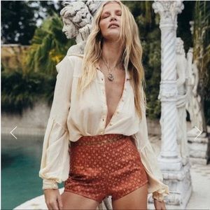 Chasing Unicorns Break on Through silk crepe blouse in cream size medium